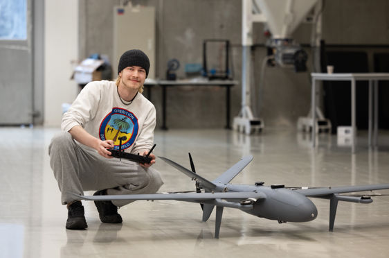 Benjamin Hauge med dronefly